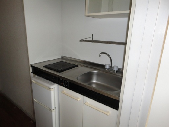 キッチン　※別部屋の写真です