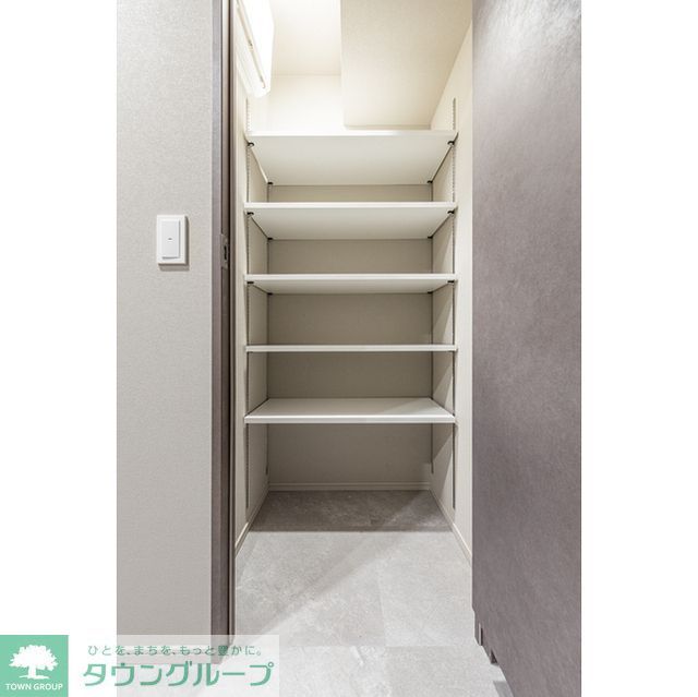 玄関　シューズインクローゼット