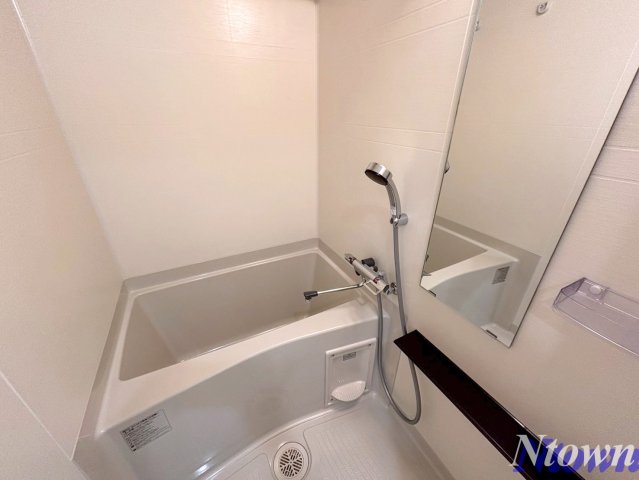 バス・シャワールーム　ゆったり過ごせるお風呂です