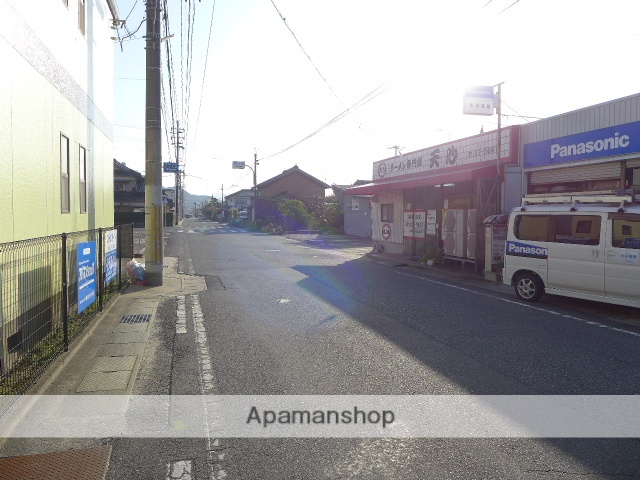 その他　前面道路（その他）まで0m