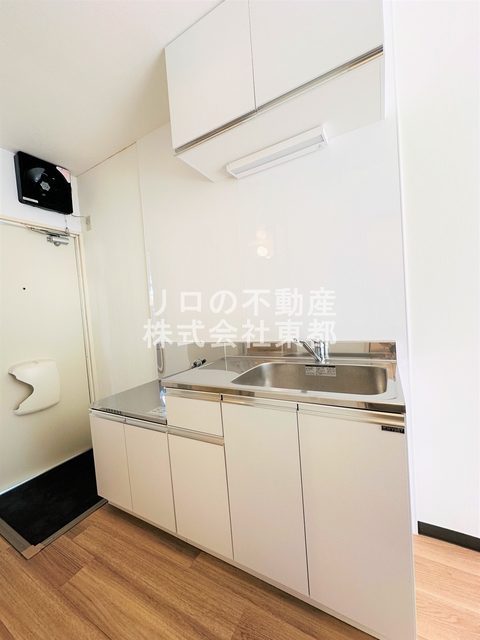 キッチン　自炊派には便利なガスコンロ設置可能キッチンです♪