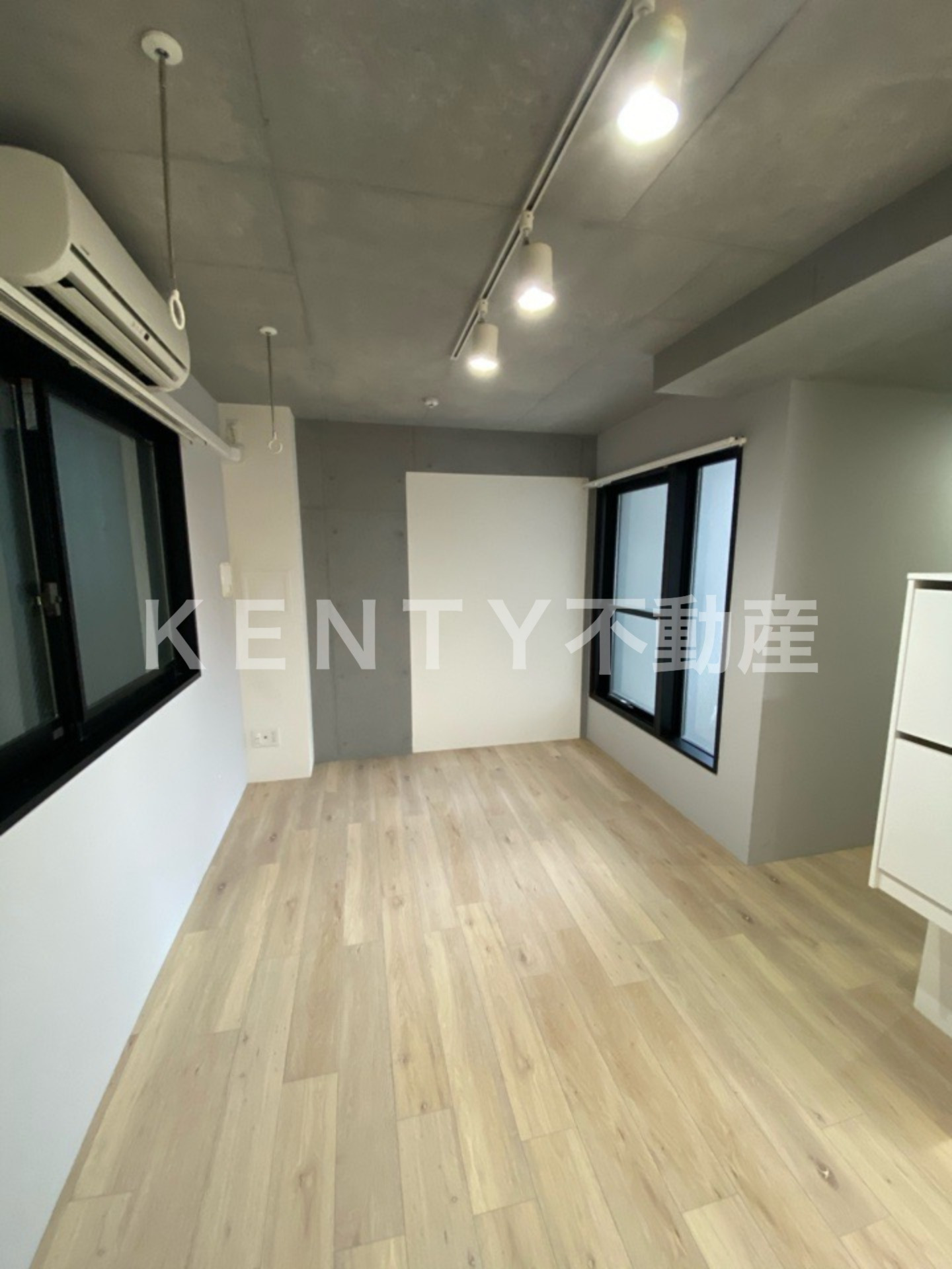 居室・リビング　おしゃれな居間です