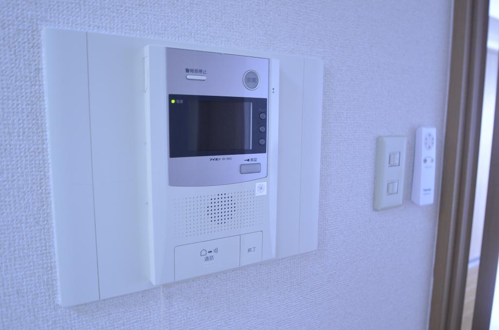 セキュリティ　カメラ付インターホン