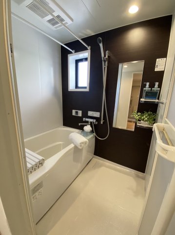 バス・シャワールーム　※家具はイメージです