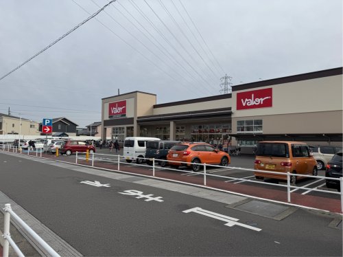 ショッピングセンター　バロー（ショッピングセンター）まで911m