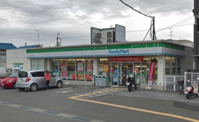 コンビニ　ファミリーマート　豊中春日町（コンビニ）まで587m