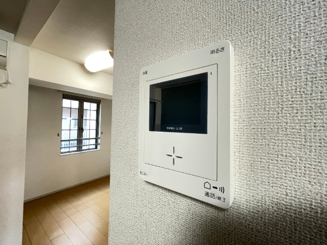 セキュリティ　インターホンです