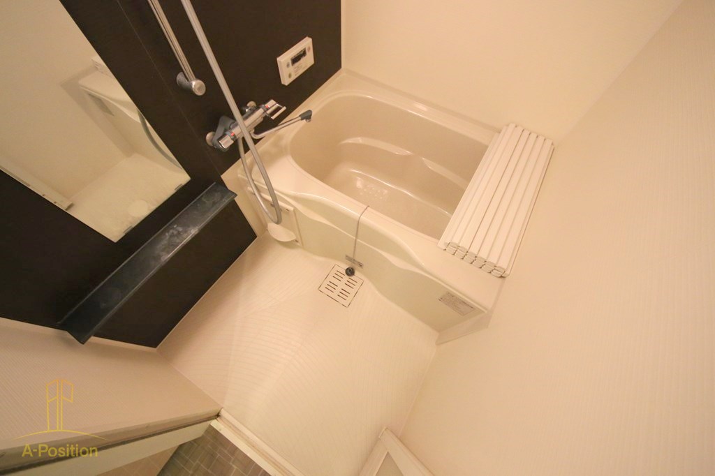 バス・シャワールーム　プレサンス堺筋本町駅前