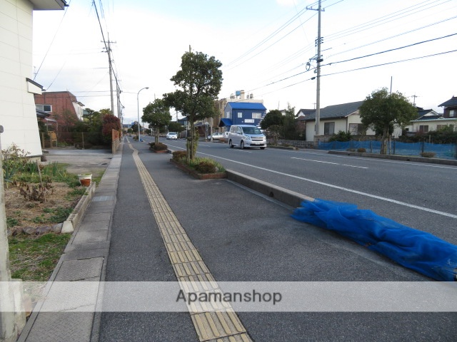 その他　前面道路（その他）まで0m
