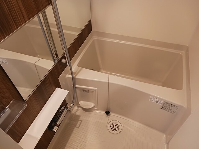 バス・シャワールーム　バス