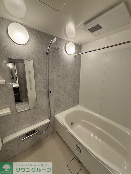 バス・シャワールーム　バス