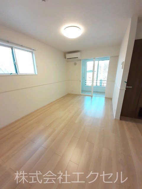 居室・リビング　明るい室内です。