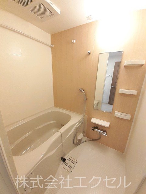 バス・シャワールーム　綺麗な浴室です。