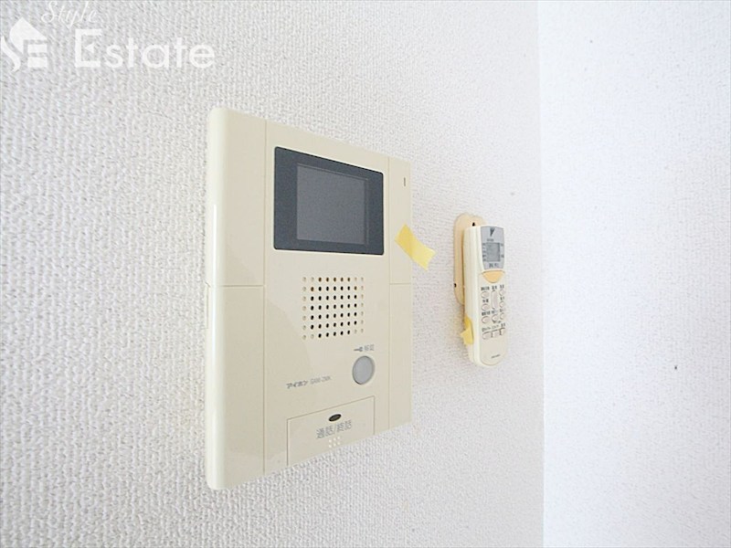 セキュリティ　モニター付きインターホン