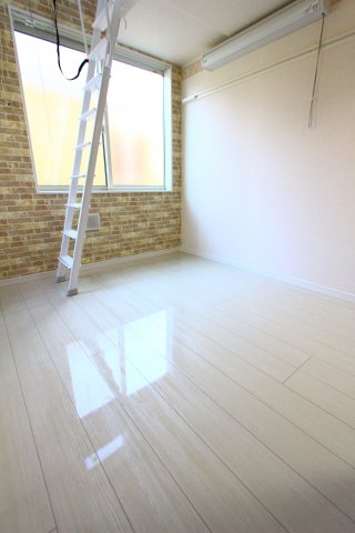 居室・リビング　同タイプ参考写真です。