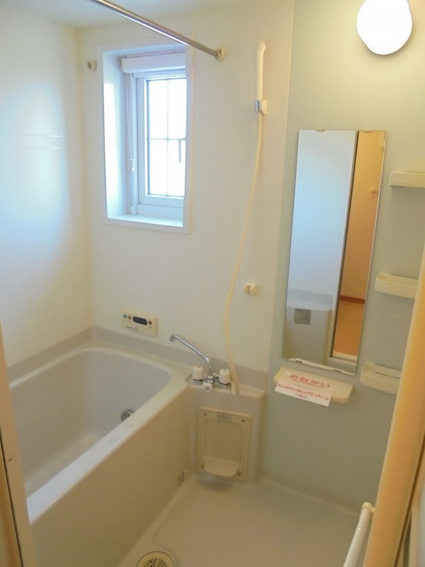 バス・シャワールーム　写真は202号室です（参考）