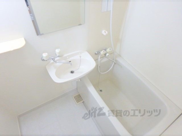 バス・シャワールーム　ユニットバス