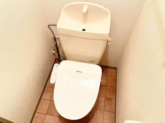 トイレ　シャワー付きトイレ