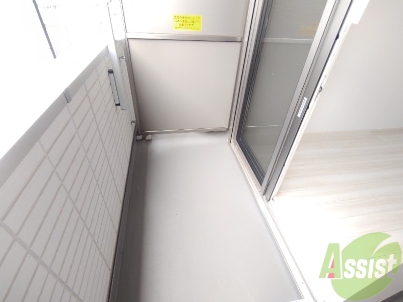 バルコニー　バルコニーがあるので洗濯物は外に干せそうですね～