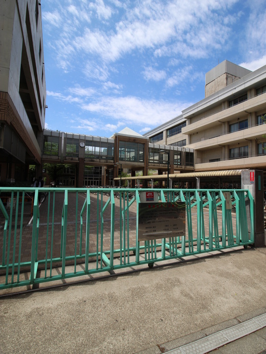 高校・高専　雪谷高等学校（高校・高専）まで550m