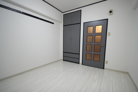 居室・リビング　※別部屋の写真です