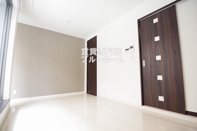 その他部屋・スペース　別角度からのの洋室です！