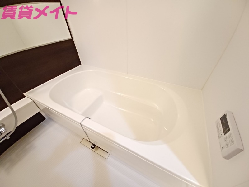 バス・シャワールーム　同型参考写真