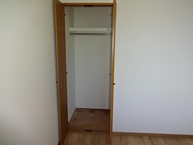 収納　クローゼット