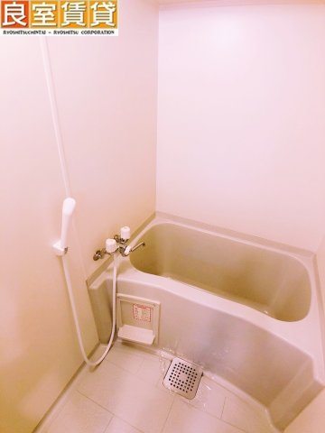 バス・シャワールーム　浴室