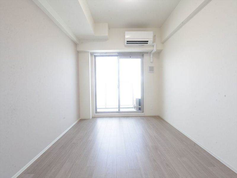 その他部屋・スペース　洋室6.0帖　エアコン完備　バルコニーに面しています