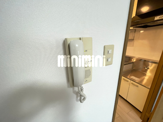 セキュリティ　オートロックで安心