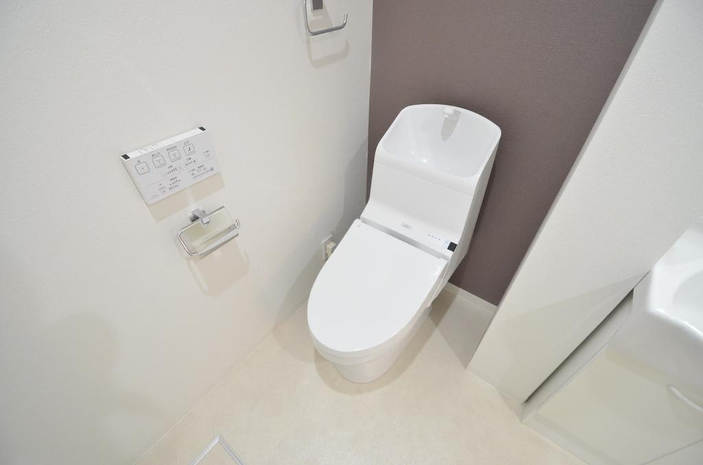 トイレ　シャワー付トイレ