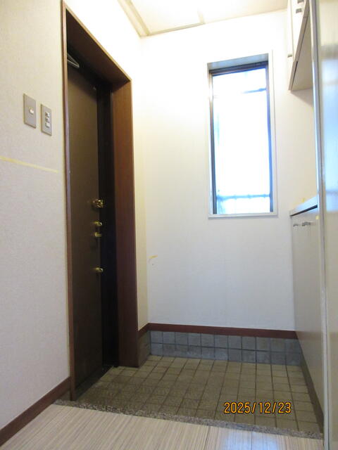 玄関　★お問い合わせは044-299-8985★