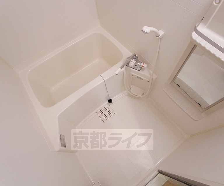 バス・シャワールーム　ゆったりセパレート。