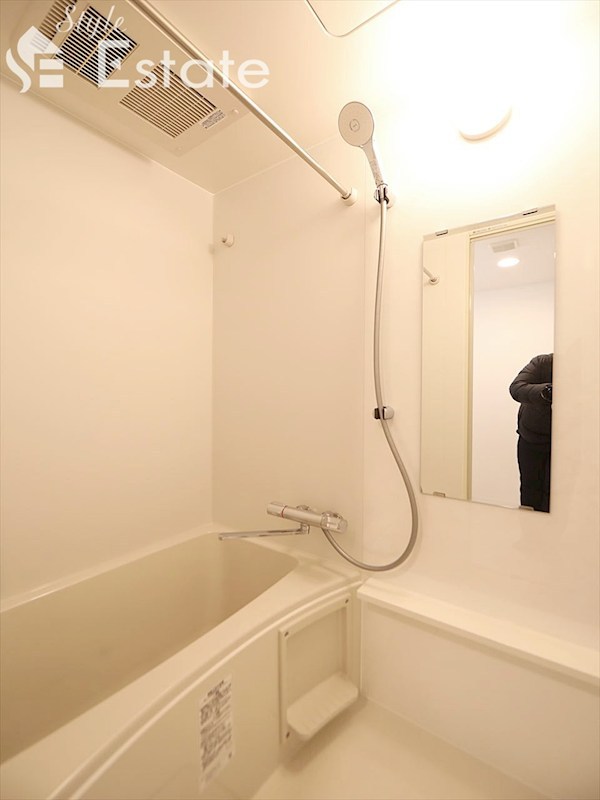 バス・シャワールーム　バスルーム