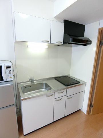 キッチン　同シリーズ物件のモデルルームになります※現況優先