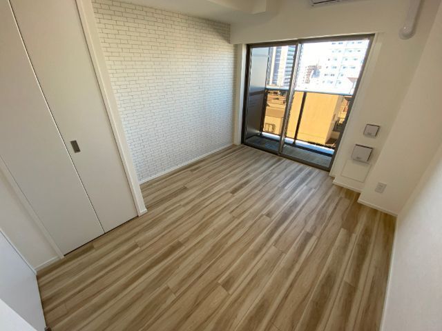 アーバンパーク行徳ステーションフロントの居間写真