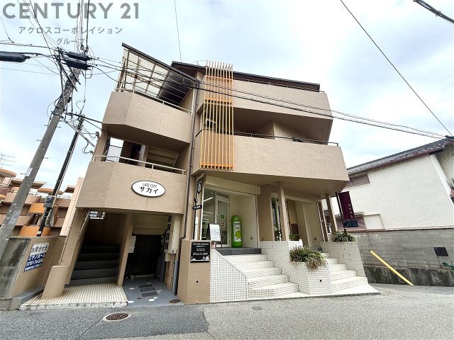 建物外観　1階はお店が入っています！