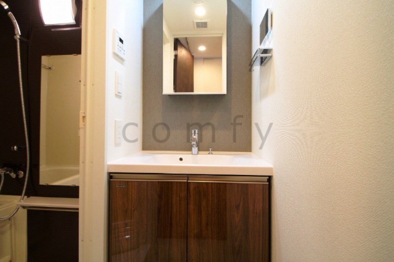 洗面設備　独立洗面台