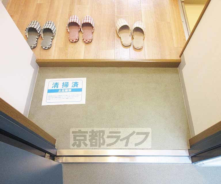 玄関　清潔感があります。