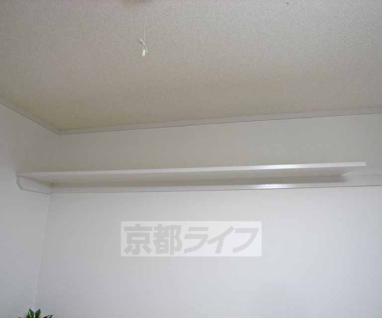 その他設備　棚もあるのでしっかり収納できます。