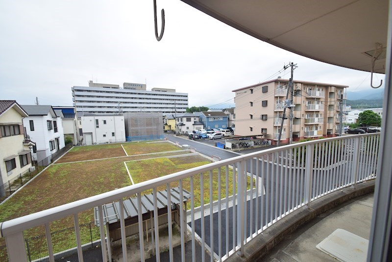 バルコニー　201号室参照