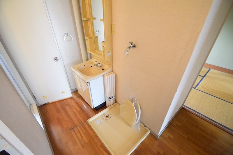 洗面設備　201号室参照