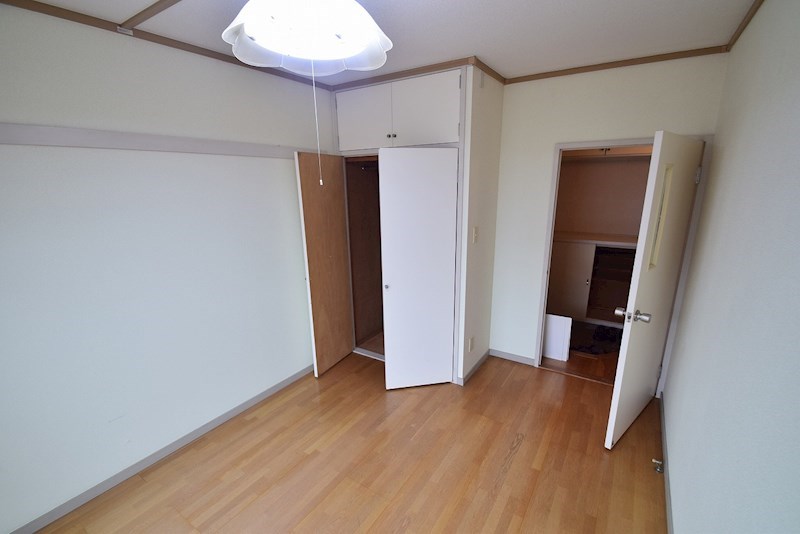 収納　201号室参照