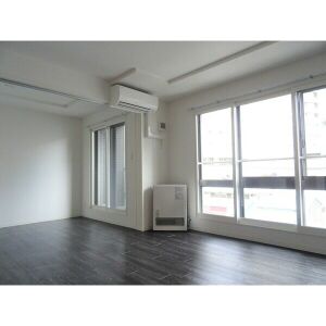 居室・リビング　★築浅ペット可物件！★ガス上限プラン！★充実の設備完備！