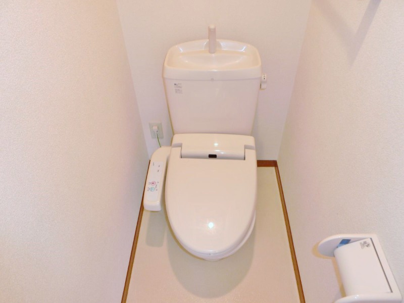 トイレ　図面と現状に相違がある場合には現状を優先