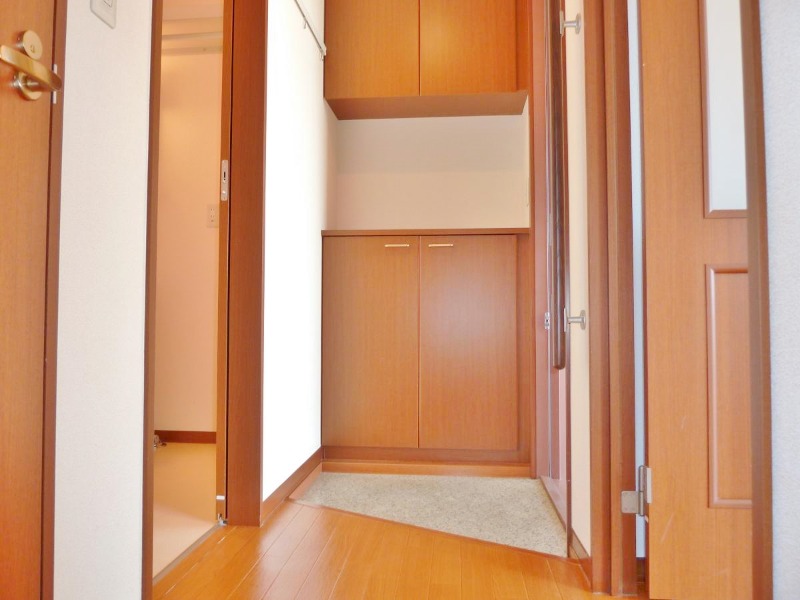 玄関　図面と現状に相違がある場合には現状を優先