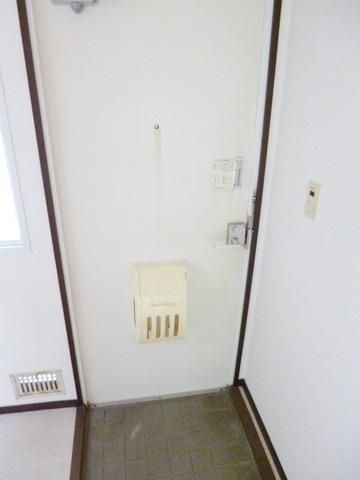 玄関　★お部屋探しは株式会社タウンハウジング東京まで★