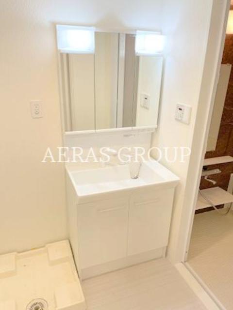 洗面設備　同仕様