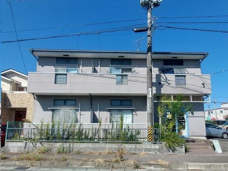 建物外観　「フルハウス」外観写真